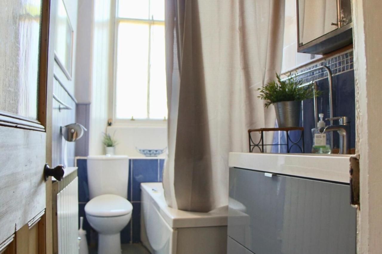 Classic Edinburgh Flat In The Heart Of Morningside 外观 照片